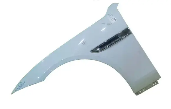 Jaguar XE Fender PRZOD LEWY