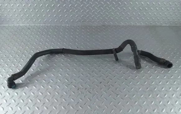 Jaguar XJ X351 Engine coolant pipe/hose AW938K534AC