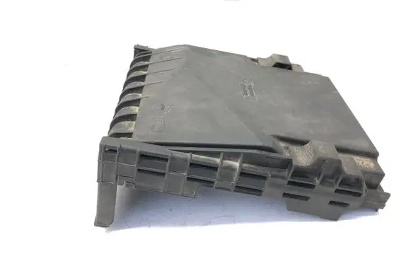 Volkswagen Caddy Fuse box cover 1K0937132F 1718006 014189871