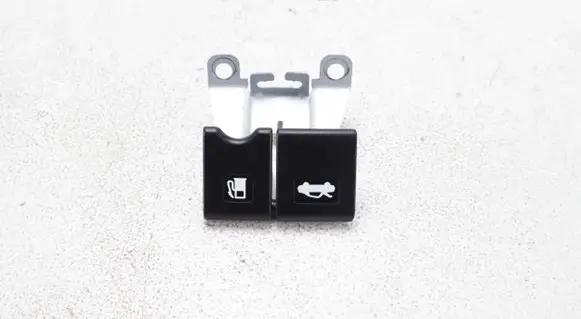 Nissan X-Trail T32 Fuel cap release pull handle 