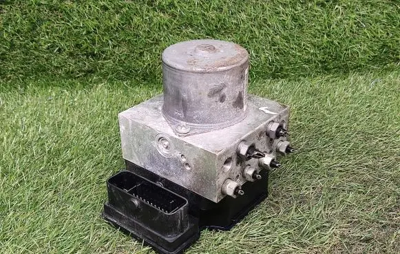 Ford Galaxy ABS Pump 8G912C405AB