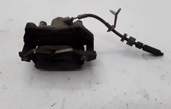 Volvo S90, V90 Front brake caliper 31471664