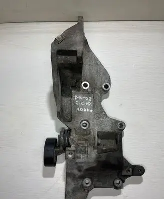 Volkswagen PASSAT B6 Fuel pump bracket 03l903143d