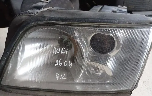 Audi A6 S6 C4 4A Headlight/headlamp