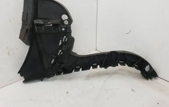 Volvo XC70 Rear bumper mounting bracket 31265324