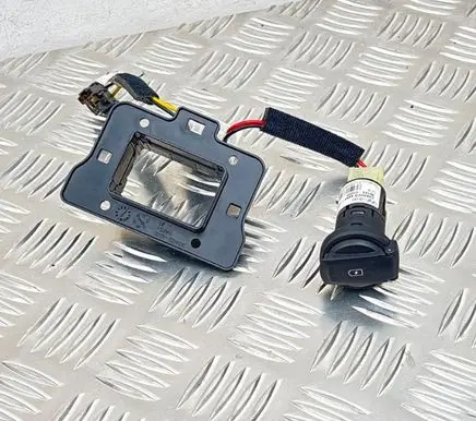 Hyundai Kona I USB socket connector 96125D3000