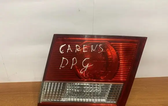 KIA Carens I Tailgate rear/tail lights B482