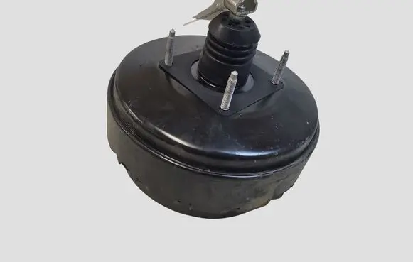 Toyota Avensis T250 Brake booster 4720005170 612011