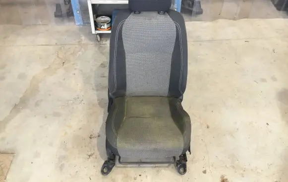 Toyota Yaris Front passenger seat 