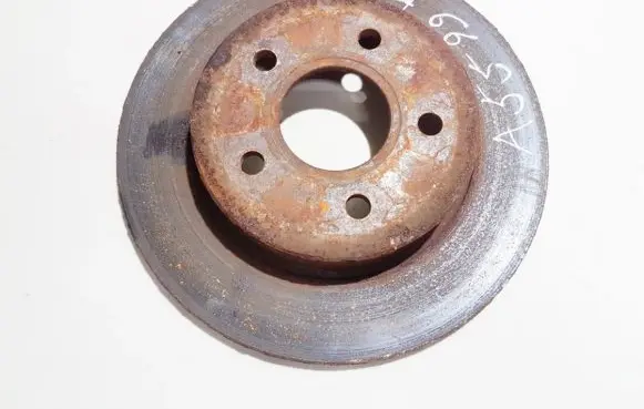 Ford Focus Rear brake disc neventiliuojamas