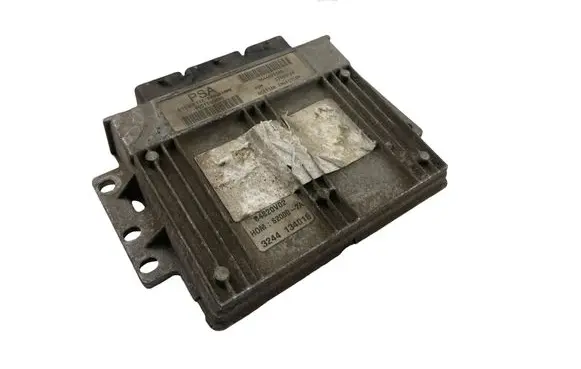 Peugeot 206 Engine control unit/module ECU 9651500880 9644625680
