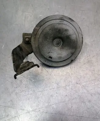 Volkswagen Golf IV Horn signal 007524