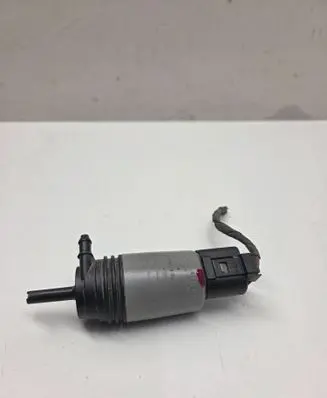 BMW 5 E60 E61 Windscreen/windshield washer pump 6934159 23557610