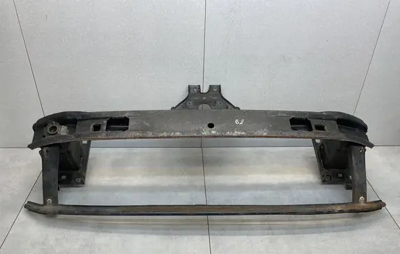 Volkswagen PASSAT B8 Front bumper cross member 
