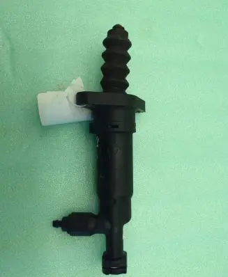 Mini One - Cooper Coupe R56 Clutch master cylinder 6798372