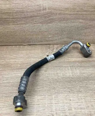 Volkswagen PASSAT B5 Air conditioning (A/C) pipe/hose VWACHOSE