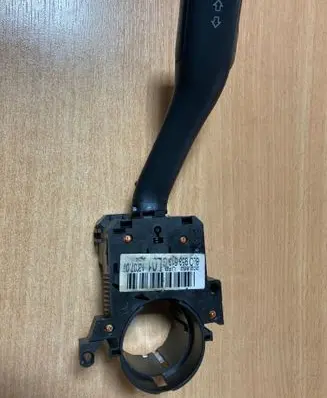 Volkswagen Sharan Indicator stalk 8L0953513