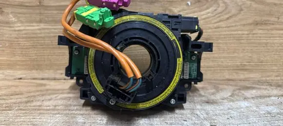 Volvo V70 Airbag slip ring squib (SRS ring) 30669744