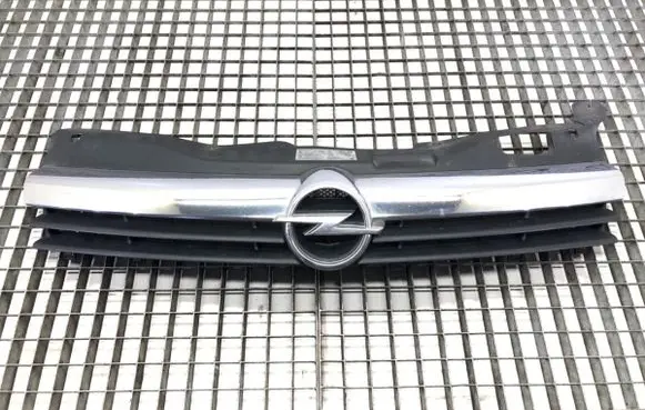 Opel Astra H Front grill 