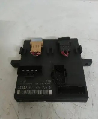 Audi A4 S4 B7 8E 8H Comfort/convenience module 8E0907279N