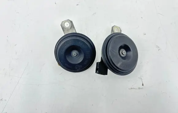 Subaru Legacy VII Horn signal JK2722007410 JK2721008400