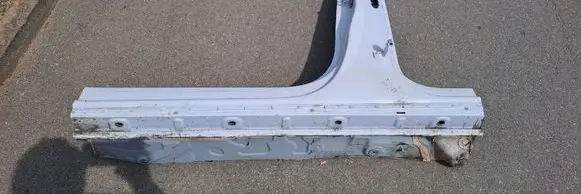 Audi Q3 8U Pillar (middle) 