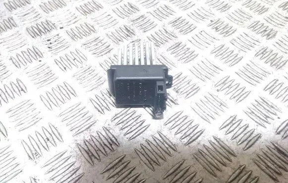 Audi RS6 Heater blower fan relay 4BO820521