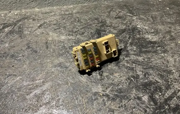 Subaru Forester SF Fuse box set JB200400