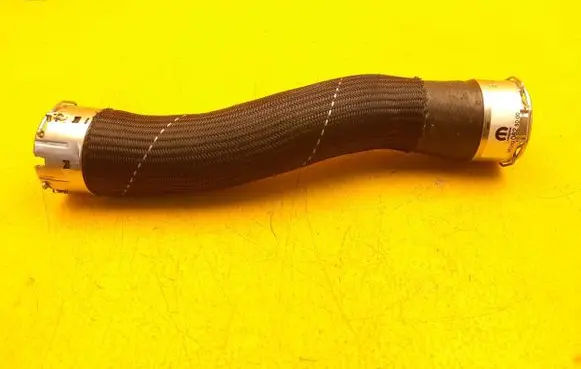 Peugeot 3008 III Engine coolant pipe/hose 9838906280