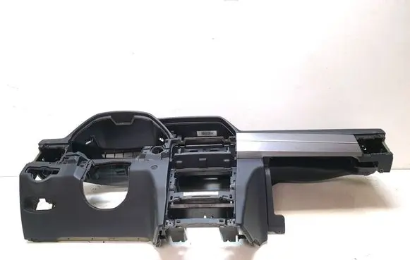 Mercedes-Benz GLK (X204) Dashboard A2046805087