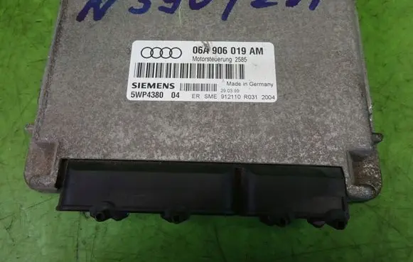Audi A3 S3 8L Engine control unit/module 06A906019AM
