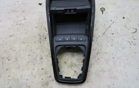 KIA Rio Center console GMAUTO4574097