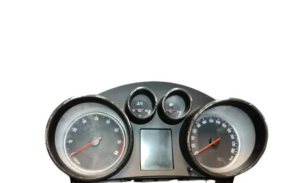 Opel Insignia A Speedometer (instrument cluster) 365903926