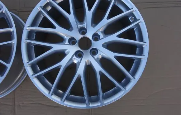 Audi Q5 SQ5 R20 alloy rim 80A601025AB