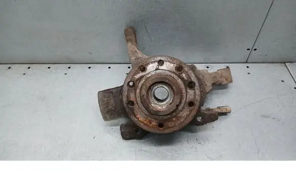 Opel Zafira A Front wheel hub