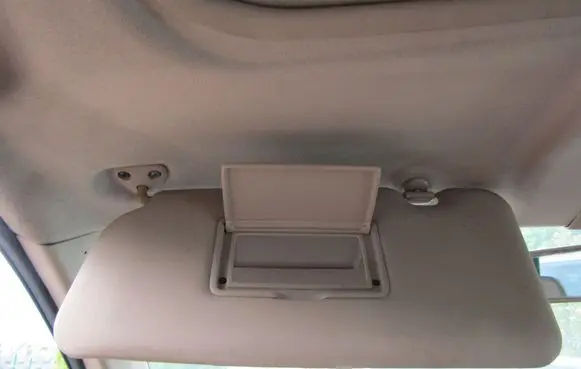 Nissan X-Trail T30 Sun visor 