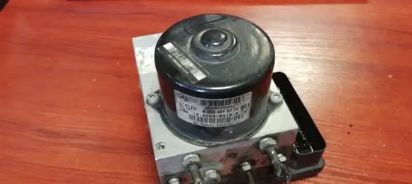 Mercedes-Benz CLK A209 C209 ABS Pump 2095452932