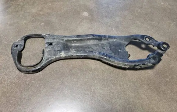 Chrysler Pacifica Rear control arm 68284314AD