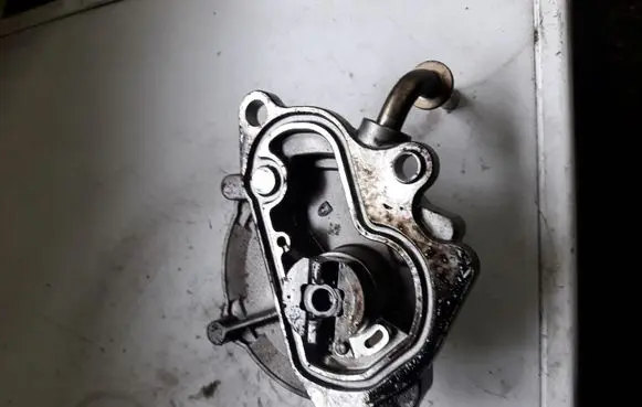 Renault Espace - Grand espace IV Vacuum pump