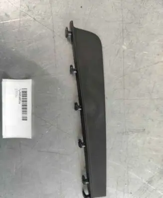 Porsche Cayenne (9Y0 9Y3) Fender end trim 7P5854852A