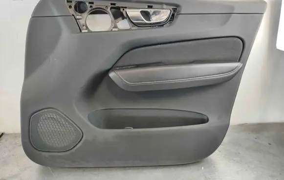 Volvo XC60 Front door card panel trim 31490038