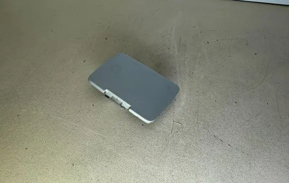 Volvo S80 Front tow hook cap/cover 9151384