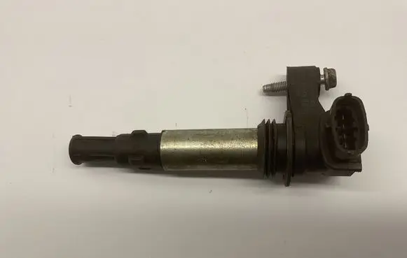 Cadillac CTS High voltage ignition coil 0221604104 B11289 12583514