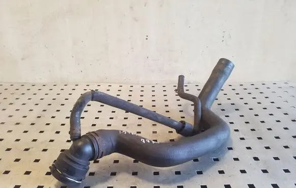 Skoda Octavia Mk2 (1Z) Engine coolant pipe/hose 6Q0122291E
