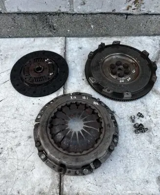 KIA Sportage Clutch set kit 4110026400 4130026100