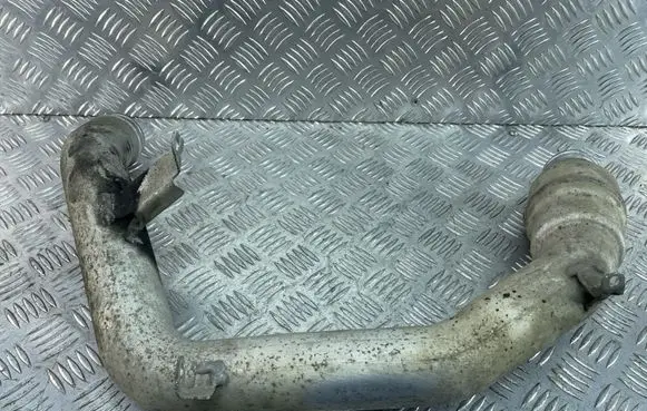 Intercooler hose/pipe