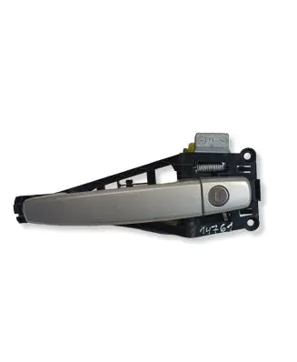Opel Zafira B Front door exterior handle 