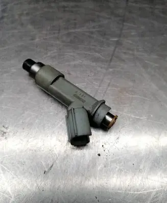 Toyota Aygo AB10 Fuel injector 2325000010 232500Q010