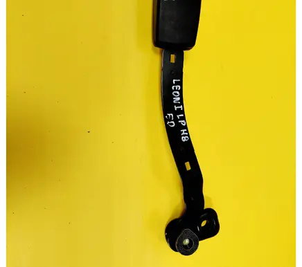 Seat Leon (1M) Front seatbelt buckle 857755