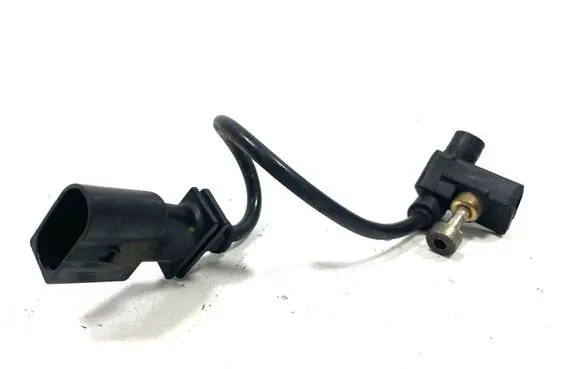BMW X3 E83 Crankshaft position sensor 0281002477